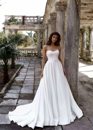 Strapless White Beaded Lace Satin Classic Wedding Dress